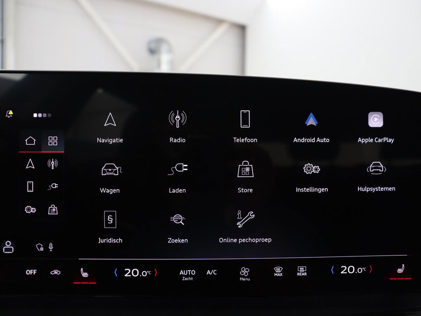 Audi Q6 e-tron edition performance 100 kWh | SOH 95.5% | Cruise control | Stoelverwarming | Carplay | Park assist | Climate control | Navigatie | Elektrische kofferbak | 19" velgen |