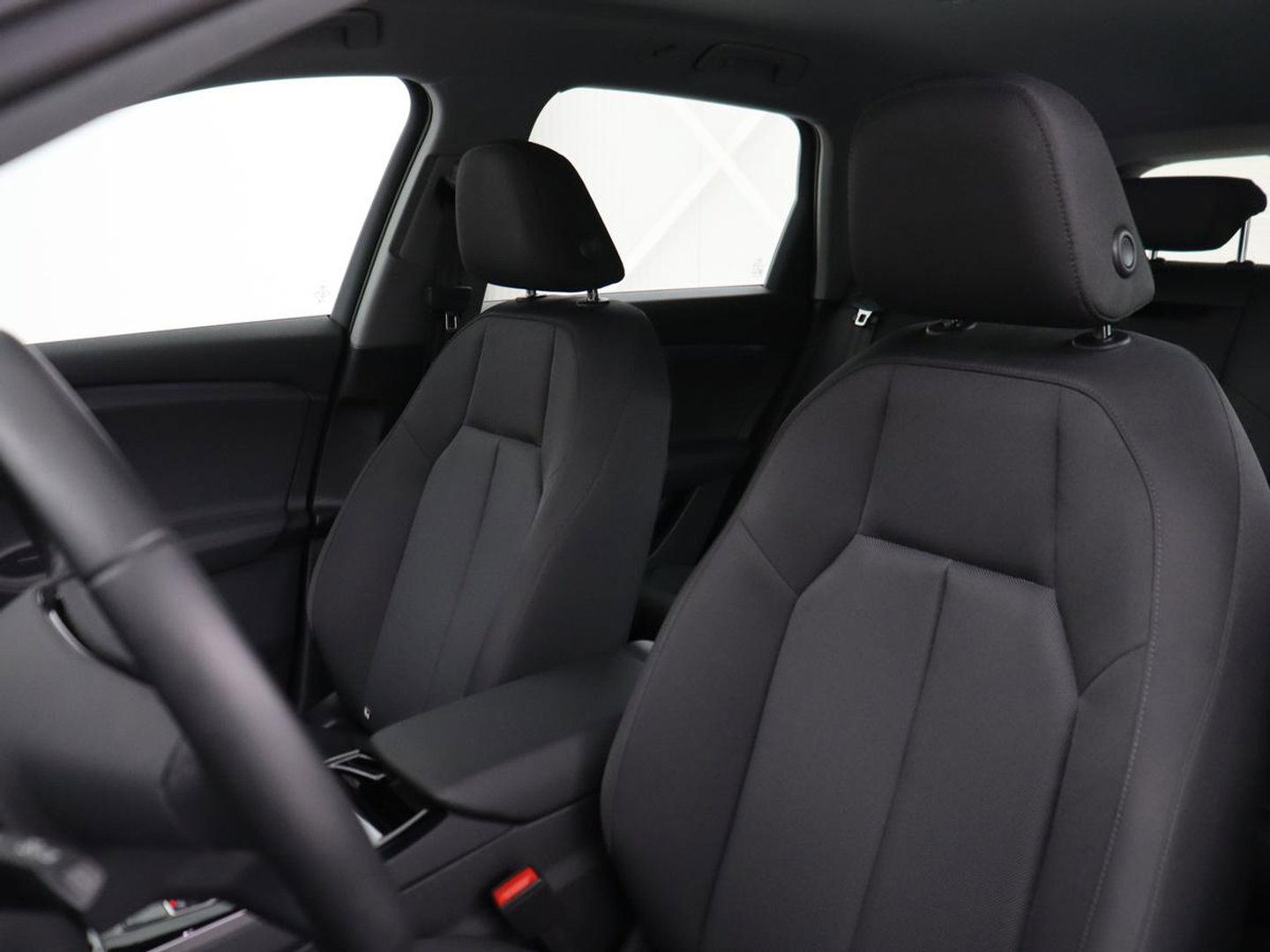 Audi Q6 e-tron edition performance 100 kWh | SOH 95.5% | Cruise control | Stoelverwarming | Carplay | Park assist | Climate control | Navigatie | Elektrische kofferbak | 19" velgen |