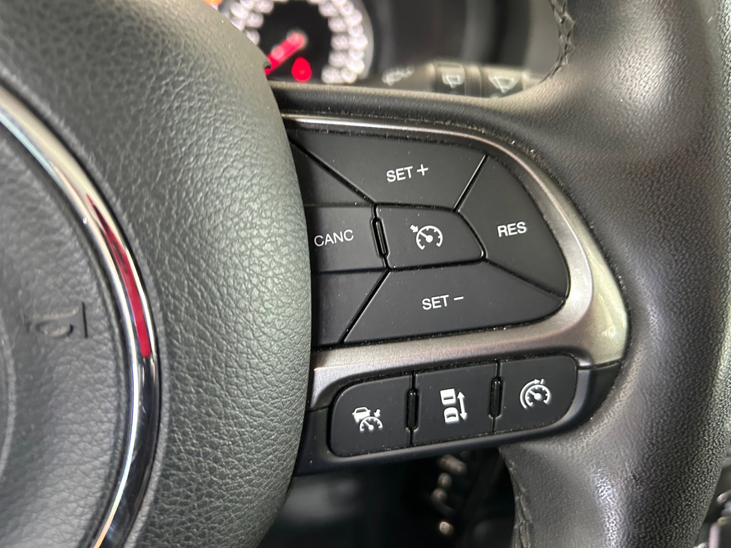 Jeep Renegade 1.3T DDCT Limited | AUTOMAAT | CARPLAY | STOELVERWARMING | ADAPTIVE CRUISE | CLIMATE CONTROL | PARK ASSIST