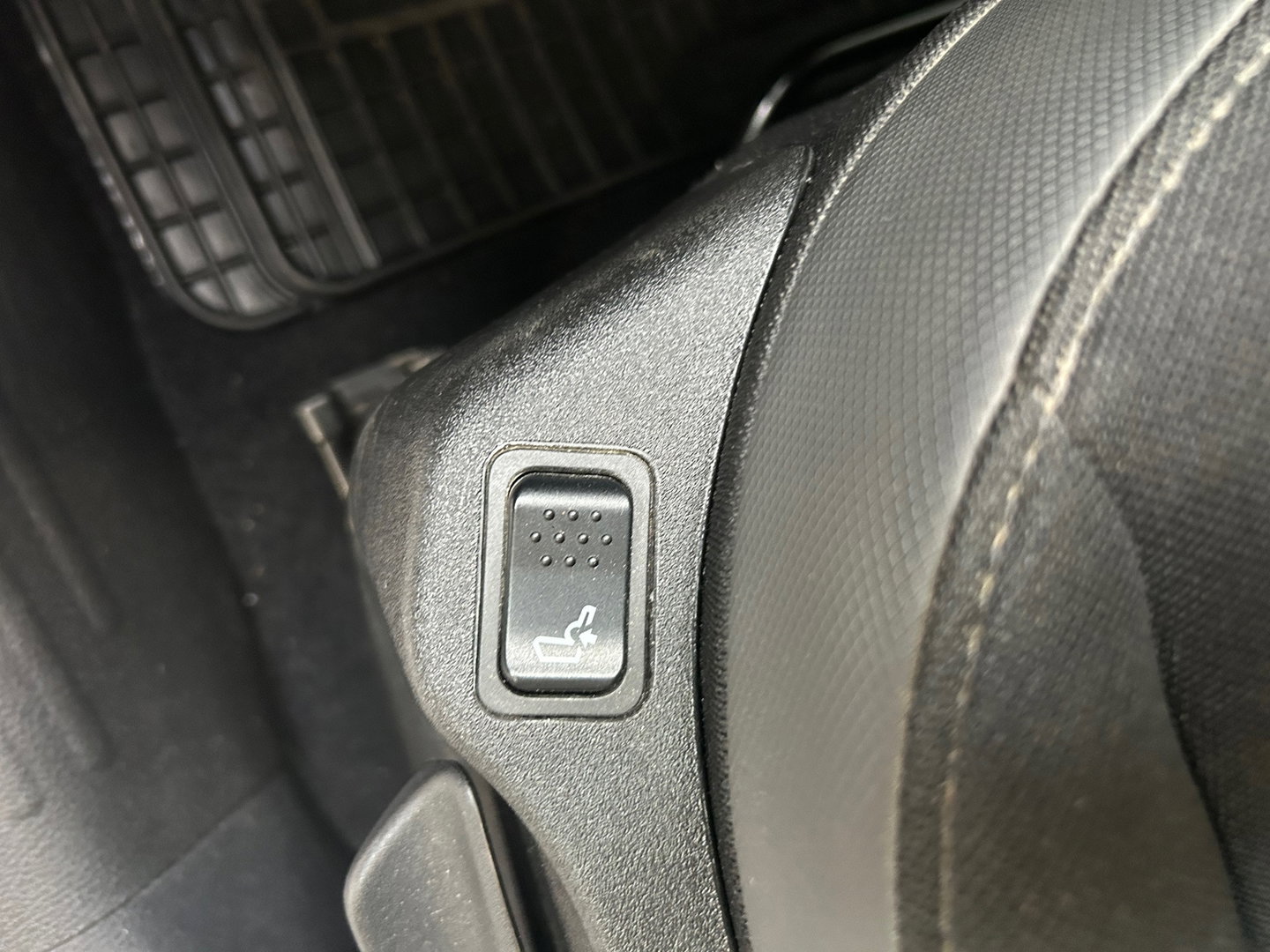 Jeep Renegade 1.3T DDCT Limited | AUTOMAAT | CARPLAY | STOELVERWARMING | ADAPTIVE CRUISE | CLIMATE CONTROL | PARK ASSIST