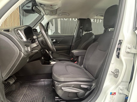 Jeep Renegade 1.3T DDCT Limited | AUTOMAAT | CARPLAY | STOELVERWARMING | ADAPTIVE CRUISE | CLIMATE CONTROL | PARK ASSIST