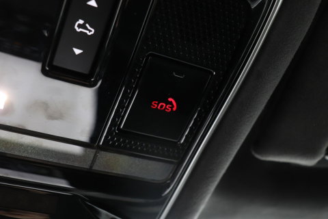 Land Rover Range Rover Sport 3.0 P510e First Edition | 23 Inch | Rear Seat Entertainment | Trekhaak | Panoramadak | 360° Camera | Meridian 3D | Massage