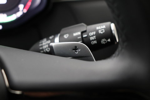 Land Rover Range Rover Sport 3.0 P510e First Edition | 23 Inch | Rear Seat Entertainment | Trekhaak | Panoramadak | 360° Camera | Meridian 3D | Massage