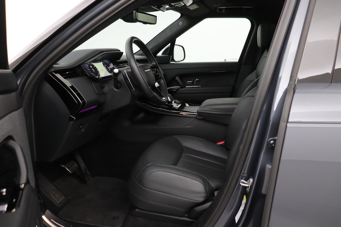 Land Rover Range Rover Sport 3.0 P510e First Edition | 23 Inch | Rear Seat Entertainment | Trekhaak | Panoramadak | 360° Camera | Meridian 3D | Massage