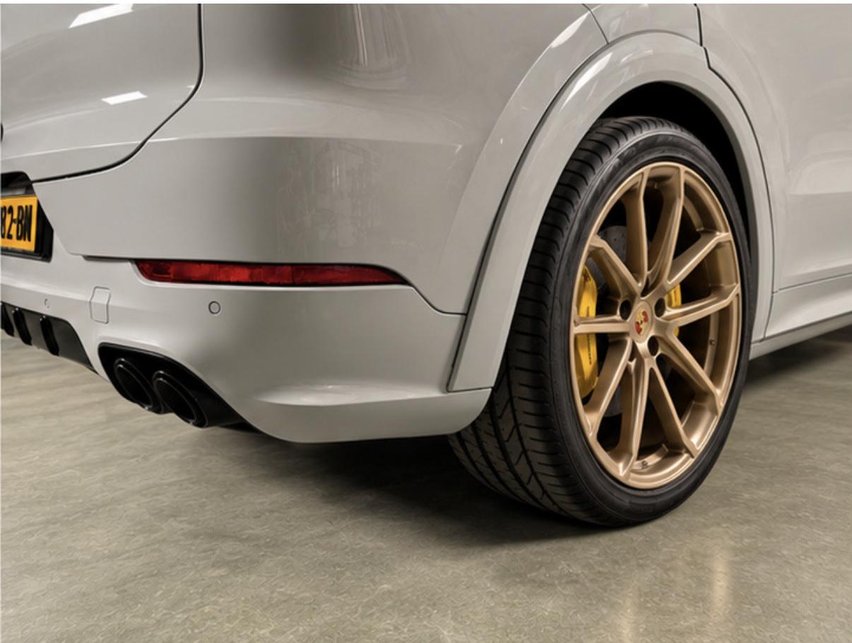 Porsche Cayenne Coupé 3.0 E-Hybrid Keramisch l bose l sport Design | sport Chrome l pano