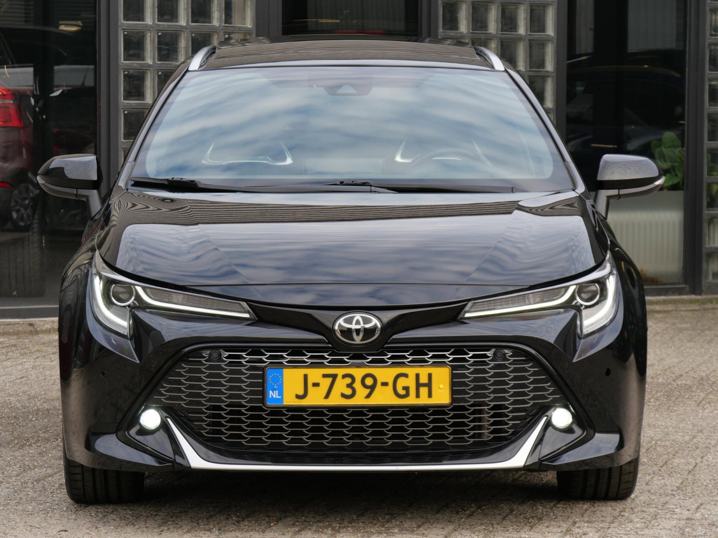 Toyota Corolla TS 2.0 HYBRID GR-SPORT PLUS/ PANORAMADAK/ JBL/ HEAD-UP/ BLINDSPOT/ TREKHAAK
