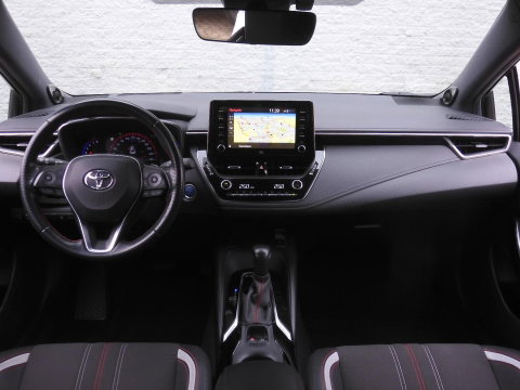 Toyota Corolla TS 2.0 HYBRID GR-SPORT PLUS/ PANORAMADAK/ JBL/ HEAD-UP/ BLINDSPOT/ TREKHAAK