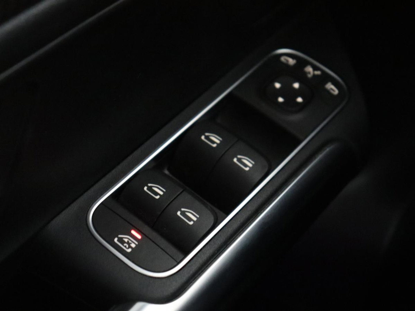 Mercedes-Benz EQA 250 Business Solution Luxury 67 kWh