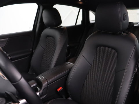 Mercedes-Benz EQA 250 Business Solution Luxury 67 kWh
