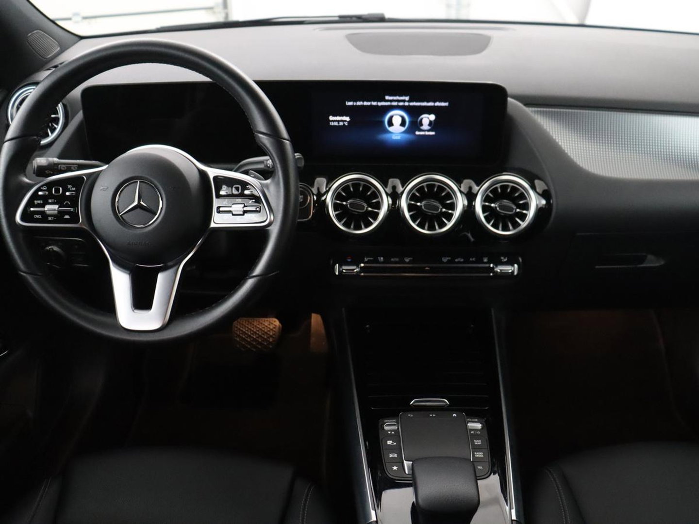 Mercedes-Benz EQA 250 Business Solution Luxury 67 kWh