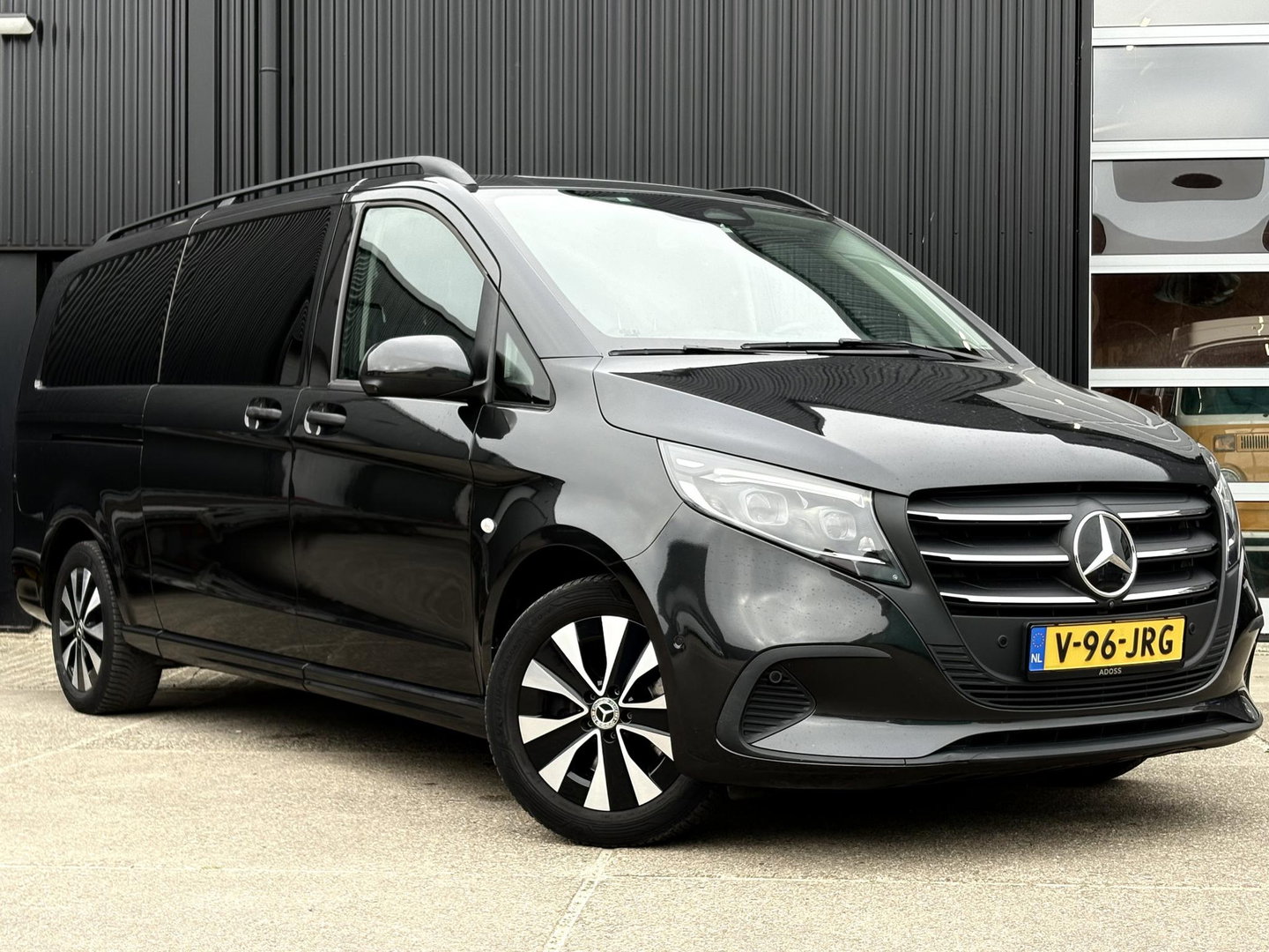Mercedes-Benz Vito 119 CDI L3 DC XXL | LEDER | EXTRA LANG | LED | AUT | 190PK | 2x SCHUIFD