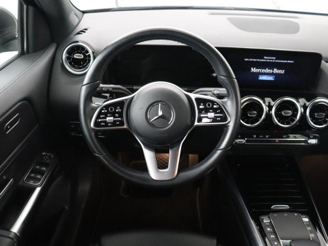 Mercedes-Benz GLA 200 Style