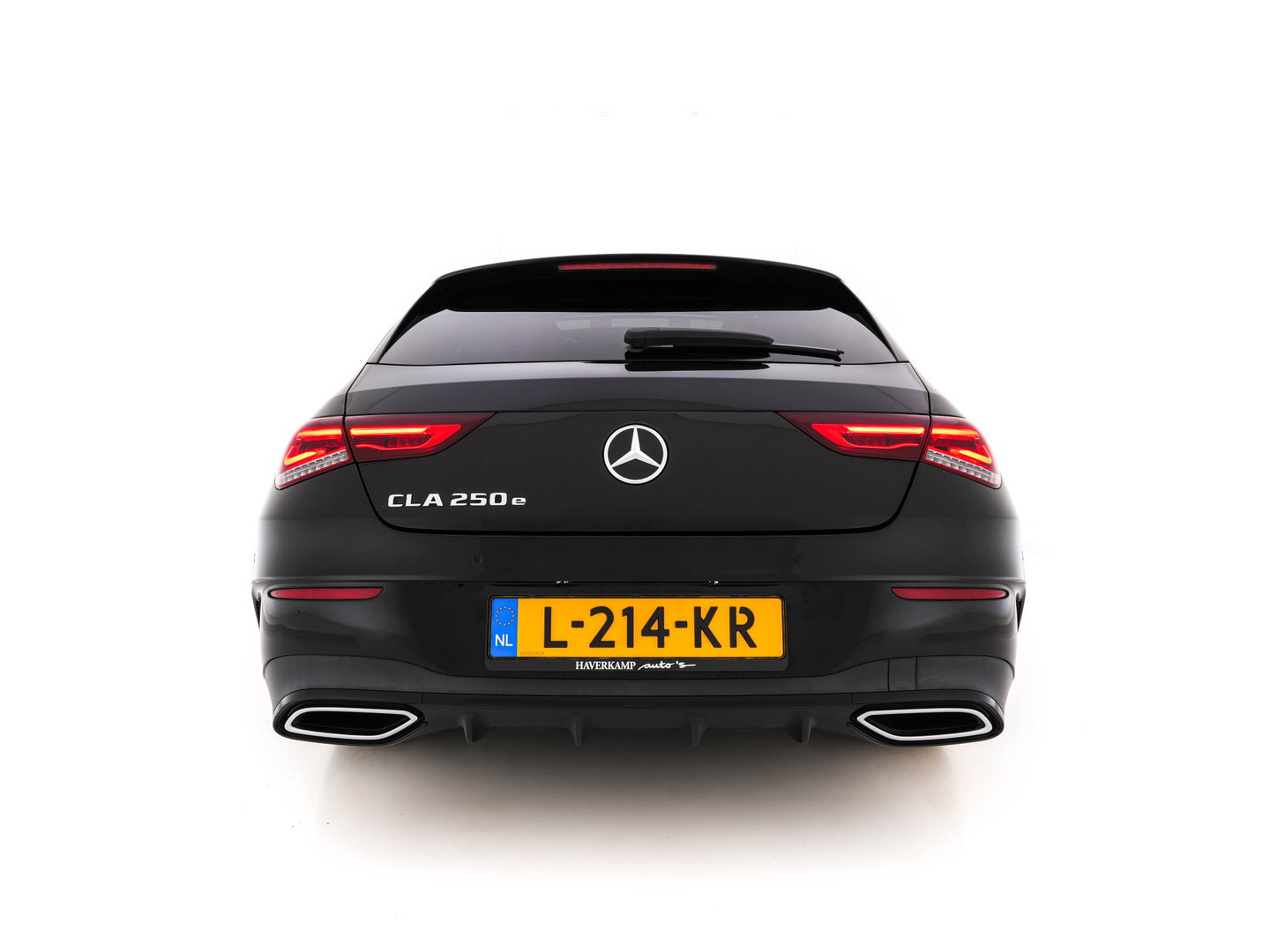 Mercedes-Benz CLA-Klasse Shooting Brake 250 e AMG-Styling Limited Business Solution (Plug-in) {SoH-95%} (INCL-BTW) Aut. *PANO | LEATHER-MICROFIBRE | MEMORY-PACK | MULTIBEAM-LED | BLINDSPOT | HEATED-SPORTSEATS | AMBIENTLIGHT | KEYLESS | DIGI-COCKPIT | DAB+ | NAVI-FULLMAP | CAMERA