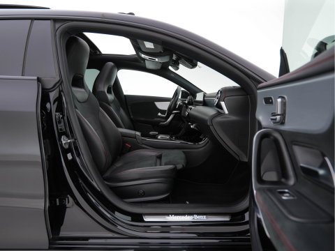 Mercedes-Benz CLA-Klasse Shooting Brake 250 e AMG-Styling Limited Business Solution (Plug-in) {SoH-95%} (INCL-BTW) Aut. *PANO | LEATHER-MICROFIBRE | MEMORY-PACK | MULTIBEAM-LED | BLINDSPOT | HEATED-SPORTSEATS | AMBIENTLIGHT | KEYLESS | DIGI-COCKPIT | DAB+ | NAVI-FULLMAP | CAMERA