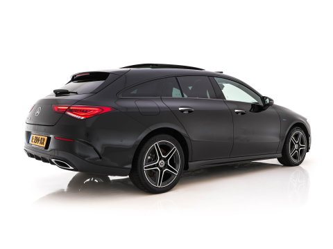 Mercedes-Benz CLA-Klasse Shooting Brake 250 e AMG-Styling Limited Business Solution (Plug-in) {SoH-95%} (INCL-BTW) Aut. *PANO | LEATHER-MICROFIBRE | MEMORY-PACK | MULTIBEAM-LED | BLINDSPOT | HEATED-SPORTSEATS | AMBIENTLIGHT | KEYLESS | DIGI-COCKPIT | DAB+ | NAVI-FULLMAP | CAMERA