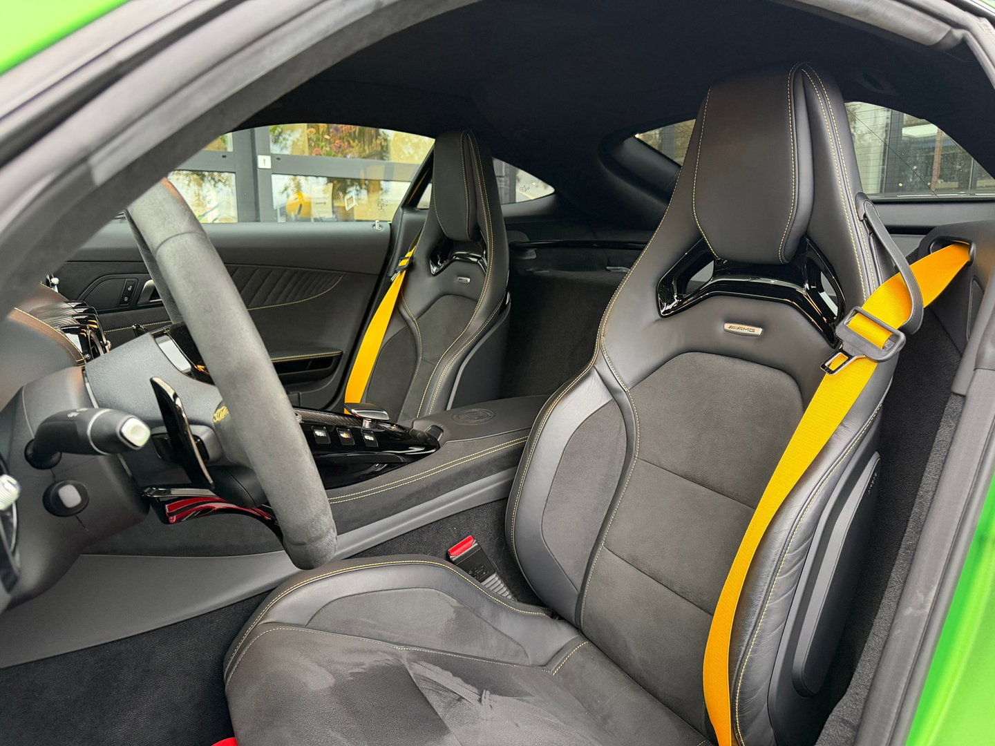 Mercedes-Benz AMG GT 4.0 R Ceramic|PPF|Carbon|585PK|TrackPack|Memory|Carplay