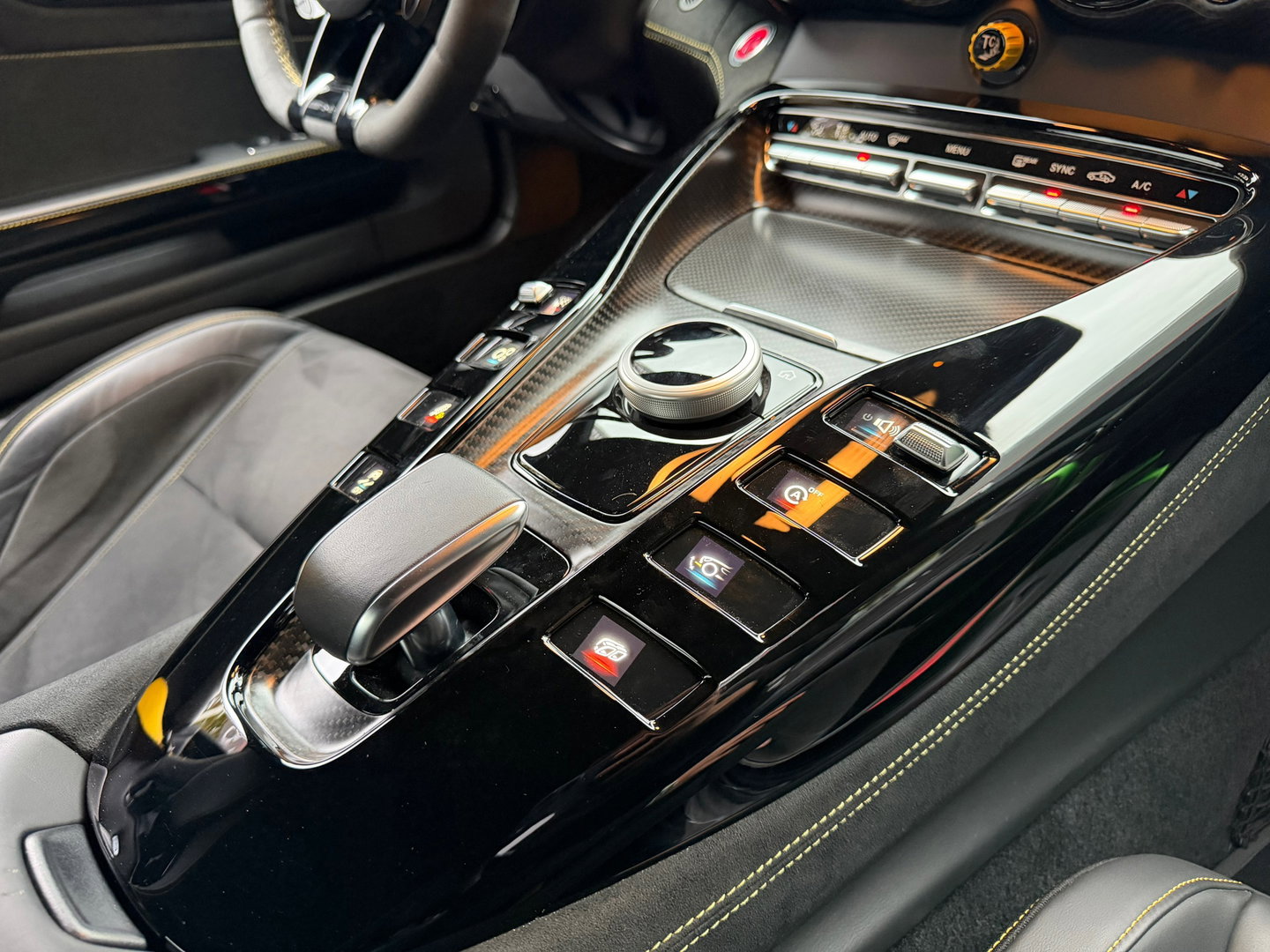 Mercedes-Benz AMG GT 4.0 R Ceramic|PPF|Carbon|585PK|TrackPack|Memory|Carplay