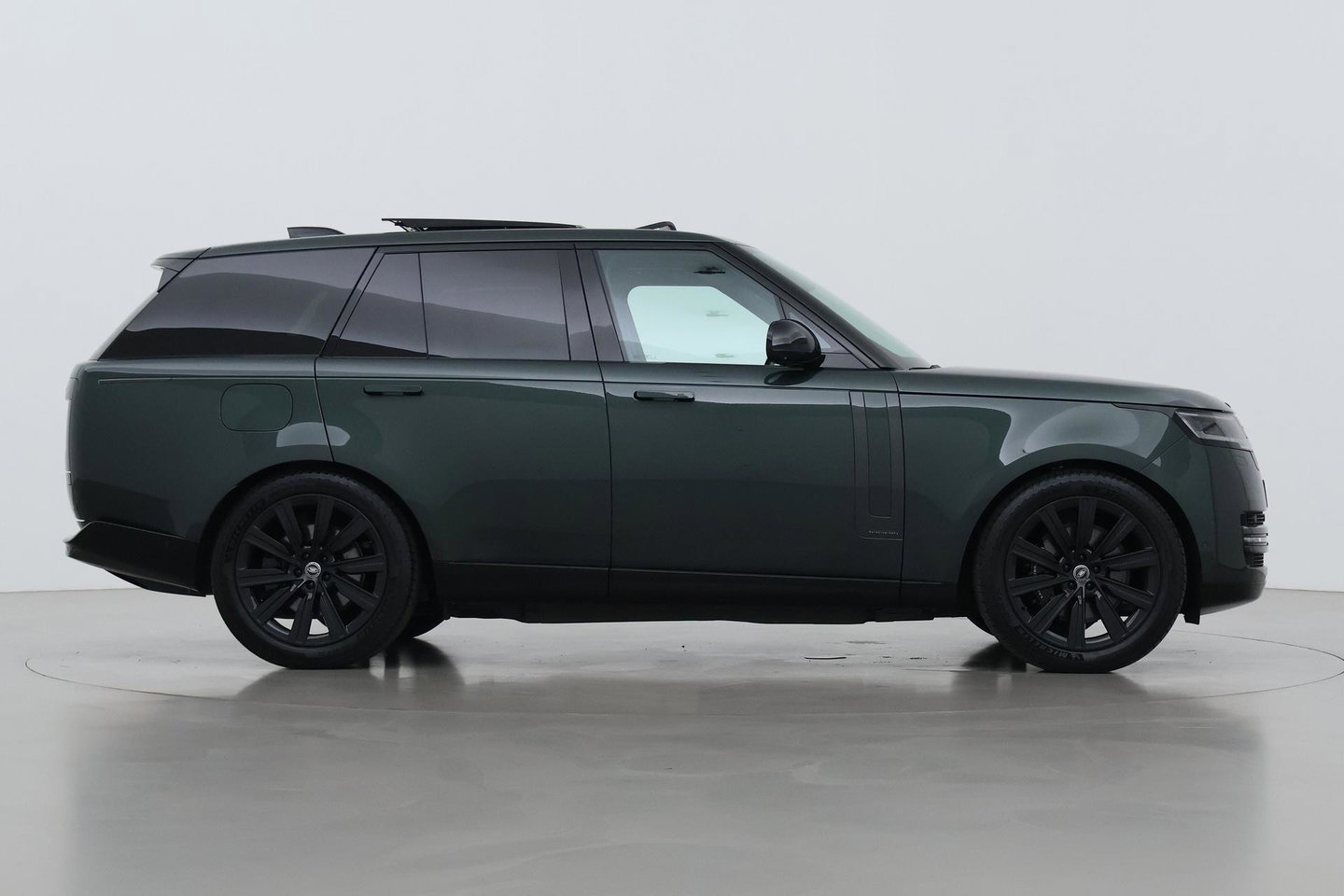 Land Rover Range Rover P550e Autobiography | Meridian Signature | Clearsight | Ventilatie+Massage | Panoramadak | Luchtvering | Koelbox