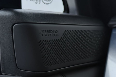 Land Rover Range Rover P550e Autobiography | Meridian Signature | Clearsight | Ventilatie+Massage | Panoramadak | Luchtvering | Koelbox