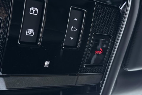 Land Rover Range Rover P550e Autobiography | Meridian Signature | Clearsight | Ventilatie+Massage | Panoramadak | Luchtvering | Koelbox