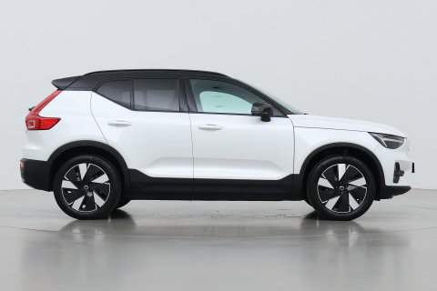 Volvo XC40 Single Motor Extened Range Core | 82 kWh | Trekhaak | Camera | Getint glas | Cruise Control | 19 Inch