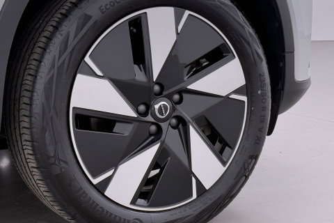 Volvo XC40 Single Motor Extened Range Core | 82 kWh | Trekhaak | Camera | Getint glas | Cruise Control | 19 Inch