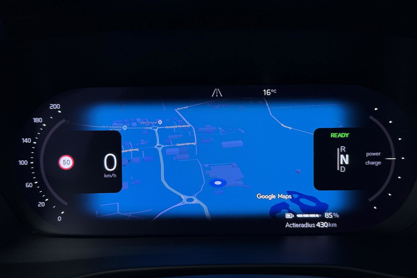 Volvo XC40 Single Motor Extened Range Core | 82 kWh | Trekhaak | Camera | Getint glas | Cruise Control | 19 Inch