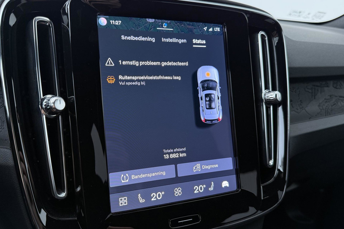 Volvo XC40 Single Motor Extened Range Core | 82 kWh | Trekhaak | Camera | Getint glas | Cruise Control | 19 Inch