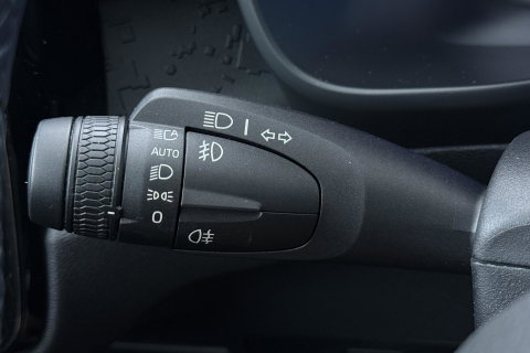 Volvo XC40 Single Motor Extened Range Core | 82 kWh | Trekhaak | Camera | Getint glas | Cruise Control | 19 Inch