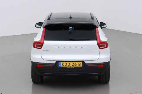 Volvo XC40 Single Motor Extened Range Core | 82 kWh | Trekhaak | Camera | Getint glas | Cruise Control | 19 Inch