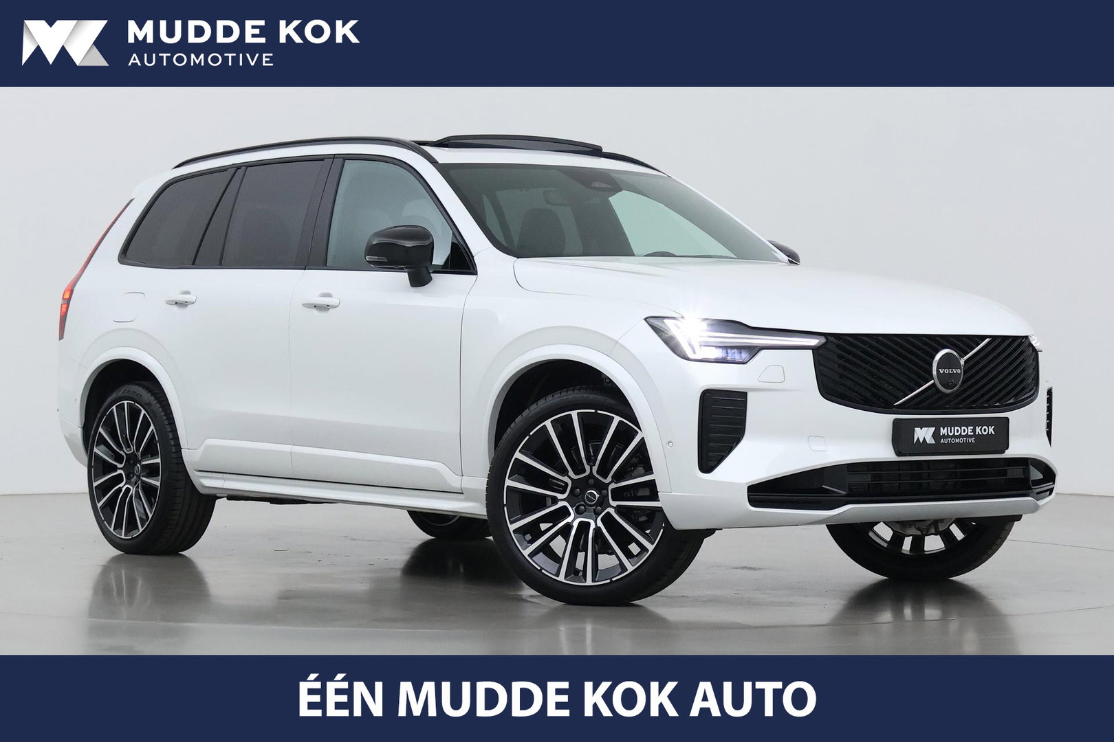 Volvo XC90 T8 Ultra Dark | Luchtvering | Bowers&Wilkins | 22 Inch | Panoramadak | Trekhaak | 360° Camera | Head-Up