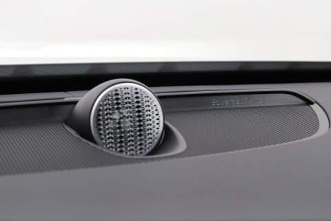 Volvo XC90 T8 Ultra Dark | Luchtvering | Bowers&Wilkins | 22 Inch | Panoramadak | Trekhaak | 360° Camera | Head-Up