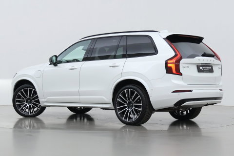 Volvo XC90 T8 Ultra Dark | Luchtvering | Bowers&Wilkins | 22 Inch | Panoramadak | Trekhaak | 360° Camera | Head-Up