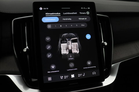 Volvo XC90 T8 Ultra Dark | Luchtvering | Bowers&Wilkins | 22 Inch | Panoramadak | Trekhaak | 360° Camera | Head-Up