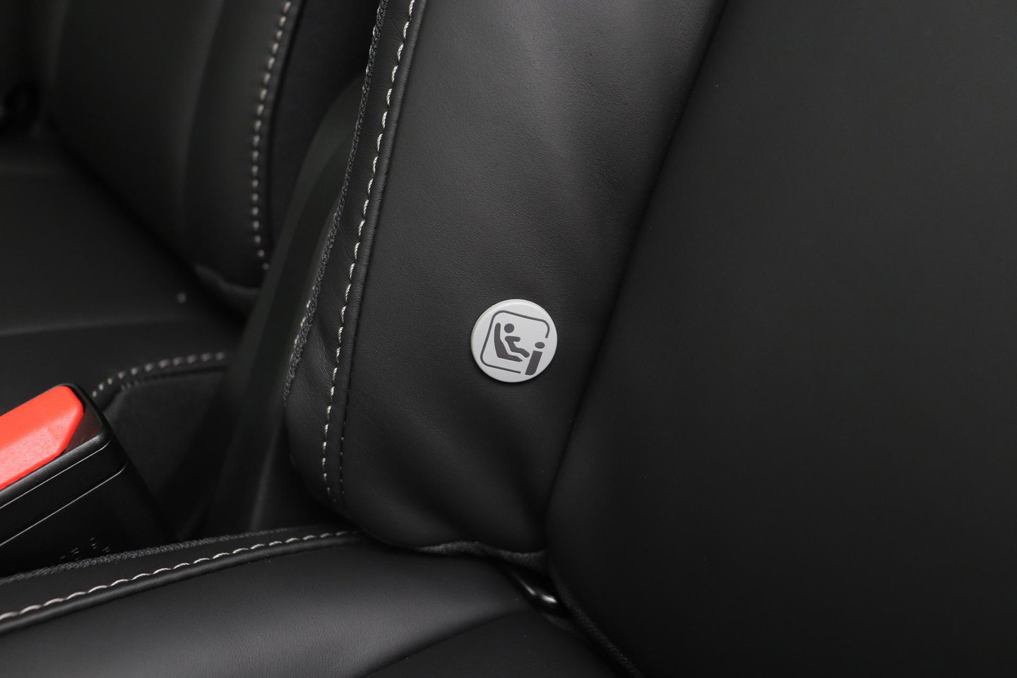 Volvo XC90 T8 Ultra Dark | Luchtvering | Bowers&Wilkins | 22 Inch | Panoramadak | Trekhaak | 360° Camera | Head-Up