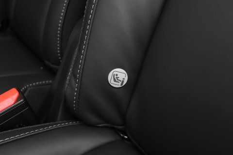 Volvo XC90 T8 Ultra Dark | Luchtvering | Bowers&Wilkins | 22 Inch | Panoramadak | Trekhaak | 360° Camera | Head-Up