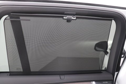 Volvo XC90 T8 Ultra Dark | Luchtvering | Bowers&Wilkins | 22 Inch | Panoramadak | Trekhaak | 360° Camera | Head-Up