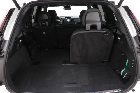 Volvo XC90 T8 Ultra Dark | Luchtvering | Bowers&Wilkins | 22 Inch | Panoramadak | Trekhaak | 360° Camera | Head-Up