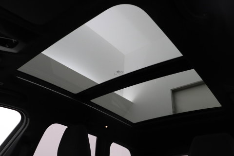 BMW iX1 xDrive30 67 kWh | M Sport | Harman/Kardon | Panoramadak | Adaptieve LED | Elektrische Sportstoelen | Keyless