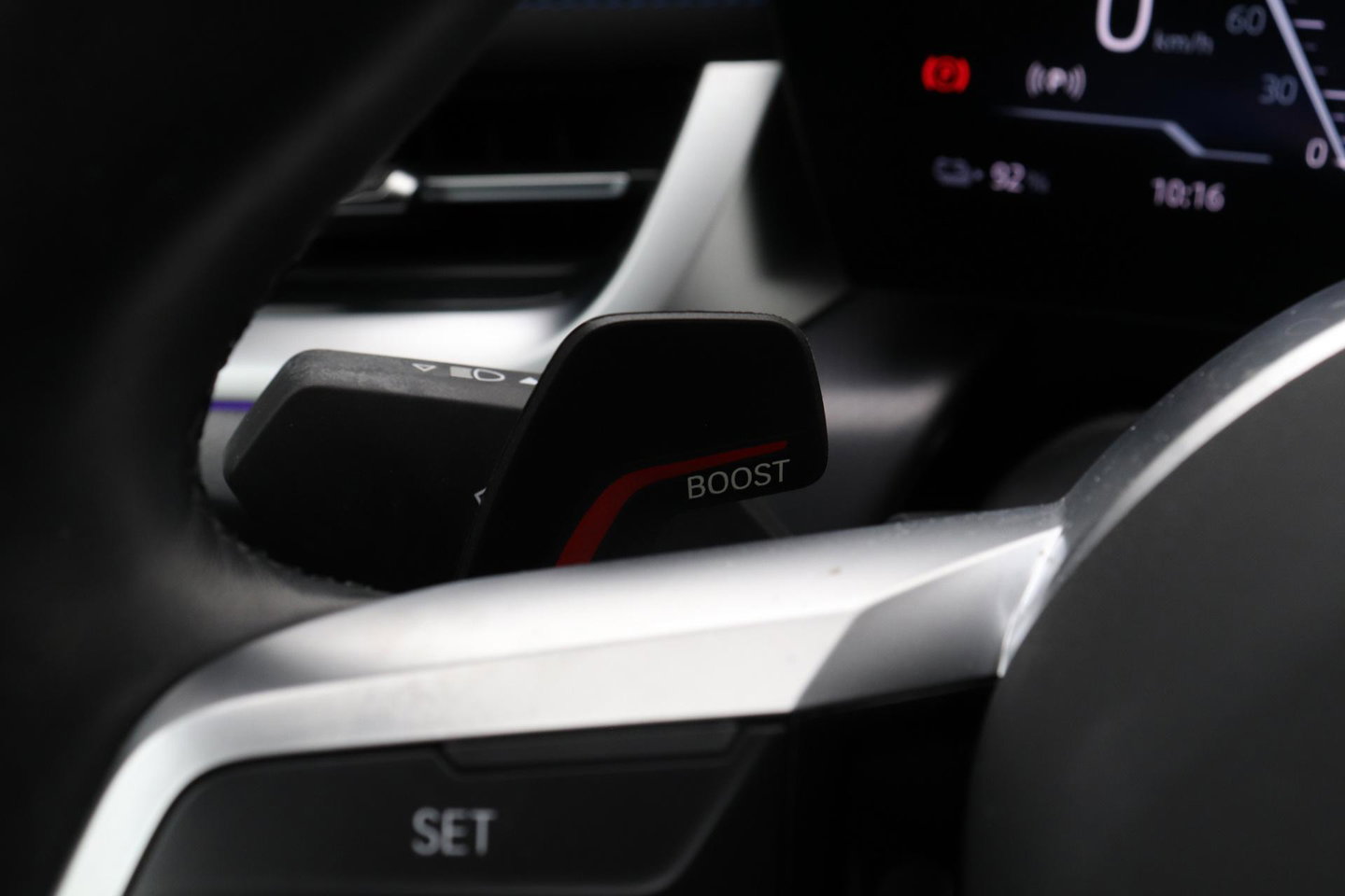 BMW iX1 xDrive30 67 kWh | M Sport | Harman/Kardon | Panoramadak | Adaptieve LED | Elektrische Sportstoelen | Keyless