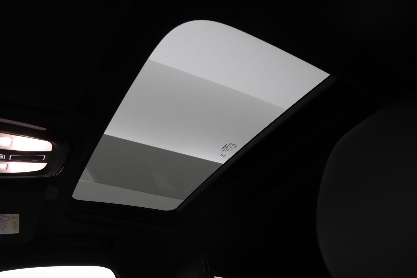 Volvo S90 2.0 B5 Ultimate Dark | Bowers&Wilkins | Luchtvering | Panoramadak | Trekhaak | 360° Camera | Head-Up | Stoel+Stuurverwarming | ACC