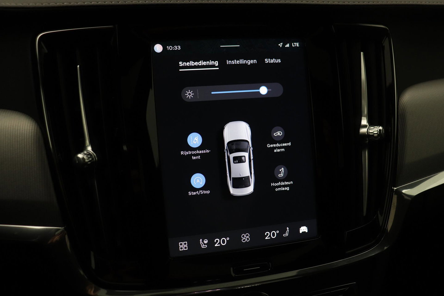 Volvo S90 2.0 B5 Ultimate Dark | Bowers&Wilkins | Luchtvering | Panoramadak | Trekhaak | 360° Camera | Head-Up | Stoel+Stuurverwarming | ACC