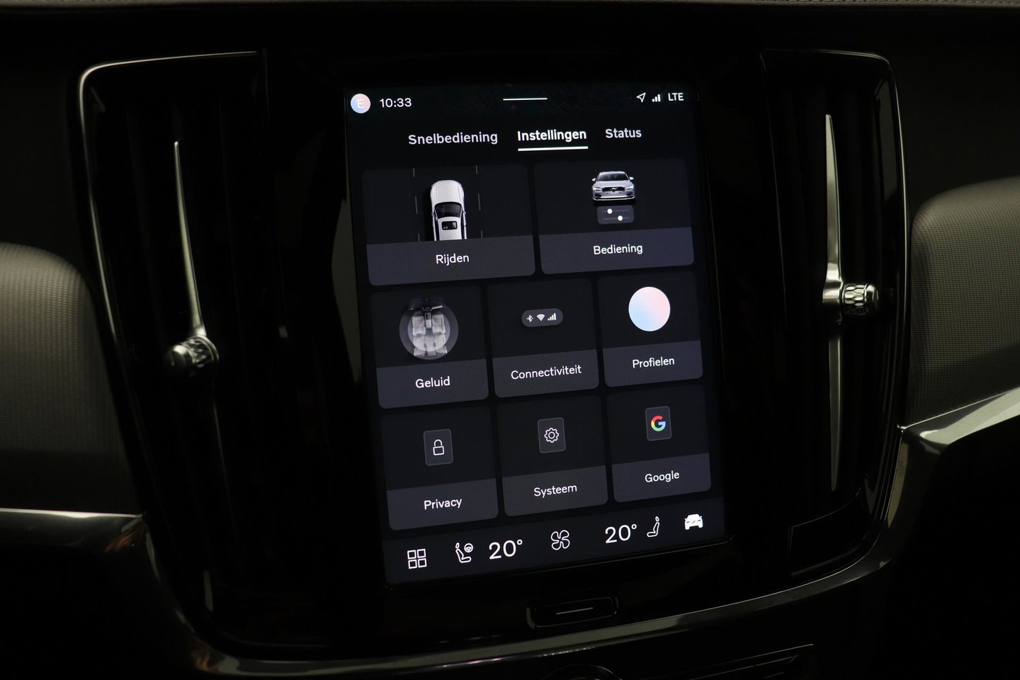 Volvo S90 2.0 B5 Ultimate Dark | Bowers&Wilkins | Luchtvering | Panoramadak | Trekhaak | 360° Camera | Head-Up | Stoel+Stuurverwarming | ACC