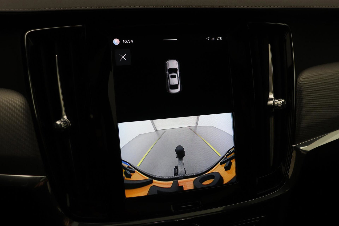 Volvo S90 2.0 B5 Ultimate Dark | Bowers&Wilkins | Luchtvering | Panoramadak | Trekhaak | 360° Camera | Head-Up | Stoel+Stuurverwarming | ACC