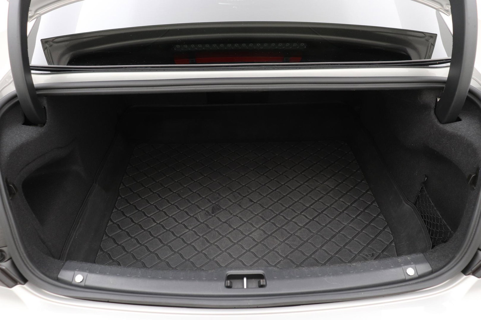 Volvo S90 2.0 B5 Ultimate Dark | Bowers&Wilkins | Luchtvering | Panoramadak | Trekhaak | 360° Camera | Head-Up | Stoel+Stuurverwarming | ACC