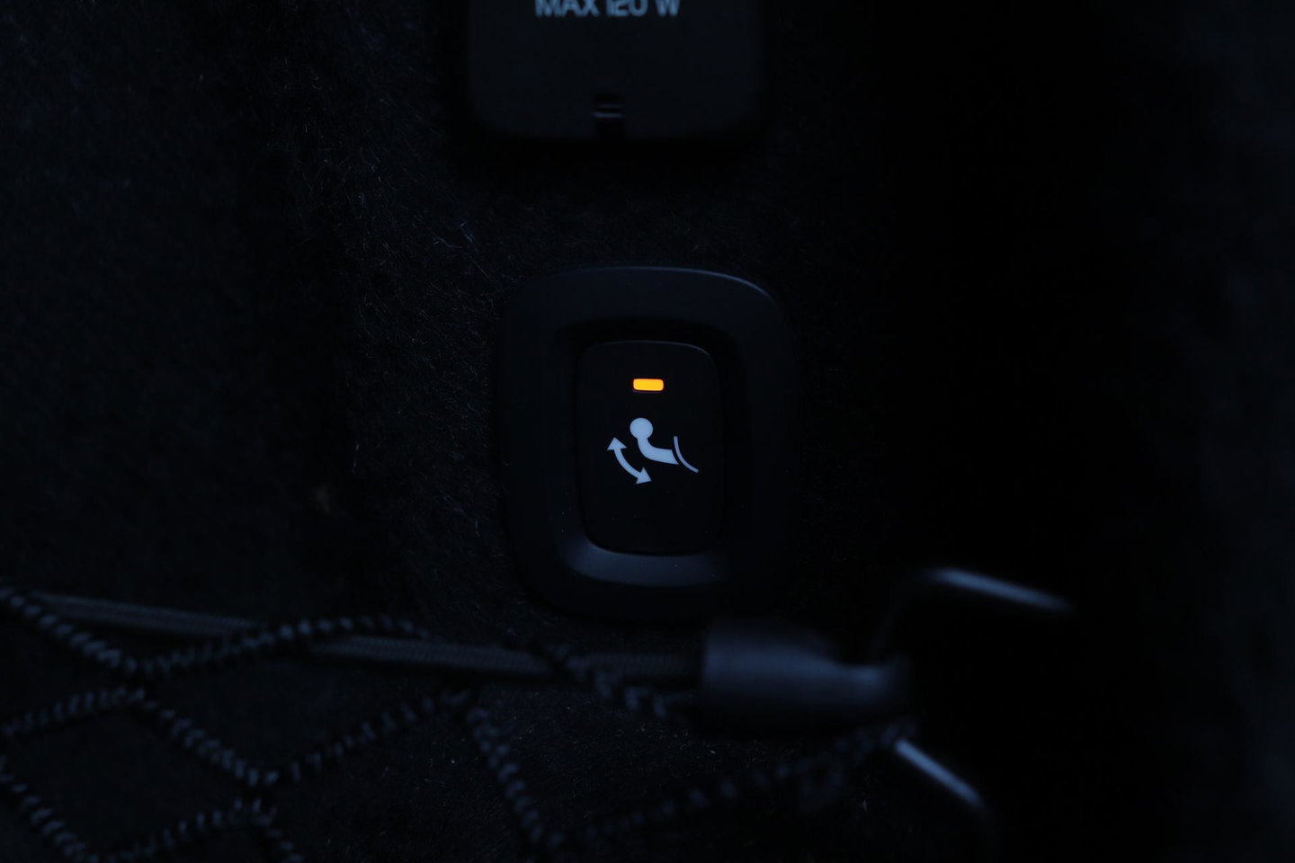 Volvo S90 2.0 B5 Ultimate Dark | Bowers&Wilkins | Luchtvering | Panoramadak | Trekhaak | 360° Camera | Head-Up | Stoel+Stuurverwarming | ACC