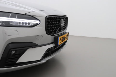 Volvo S90 2.0 B5 Ultimate Dark | Bowers&Wilkins | Luchtvering | Panoramadak | Trekhaak | 360° Camera | Head-Up | Stoel+Stuurverwarming | ACC