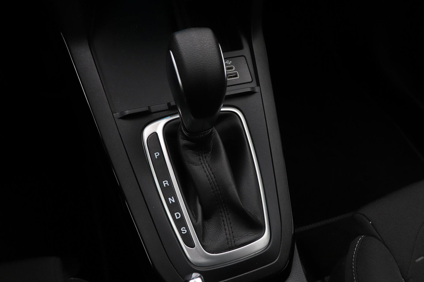 Ford Puma 1.0 Titanium | 155 pk Automaat | BLIS | ACC | Winterpack | 360° Camera
