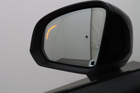 Volvo XC40 T5 Twin Engine R-Design | Harman/Kardon | Panoramadak | BLIS | Camera | Stoel+Stuurverwarming | Keyless | ACC | 19 Inch