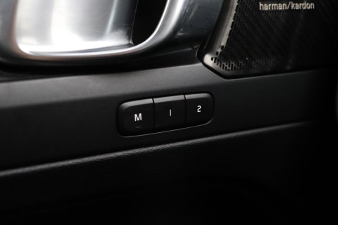 Volvo XC40 T5 Twin Engine R-Design | Harman/Kardon | Panoramadak | BLIS | Camera | Stoel+Stuurverwarming | Keyless | ACC | 19 Inch